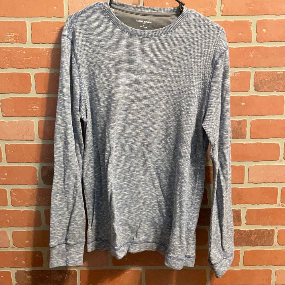 Banana Republic textured long sleeve shirt